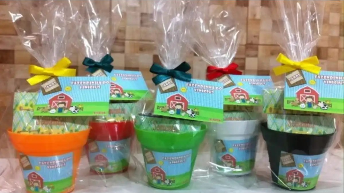 Embalagens personalizadas para festas de criança