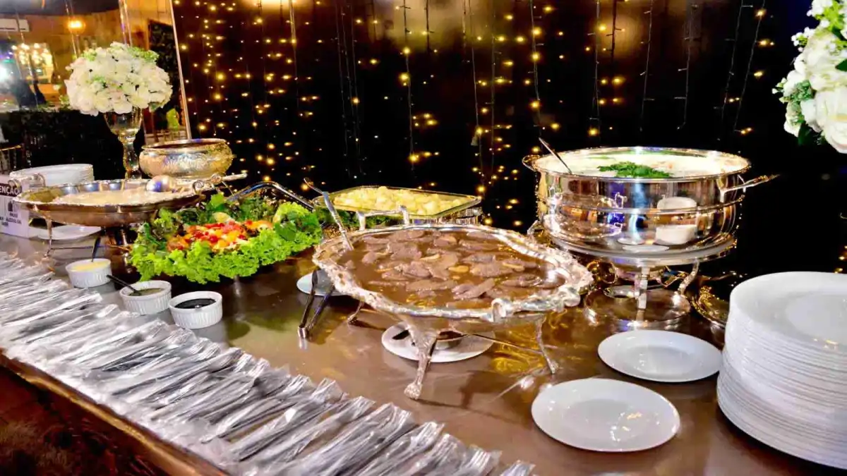 O erro que encarece o jantar de 15 anos. Veja todas as nossas dicas no blog Dica Pronta.