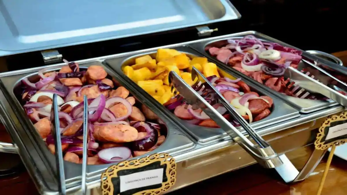 O erro que encarece o jantar de 15 anos. Veja todas as nossas dicas importantes no blog Dica Pronta.